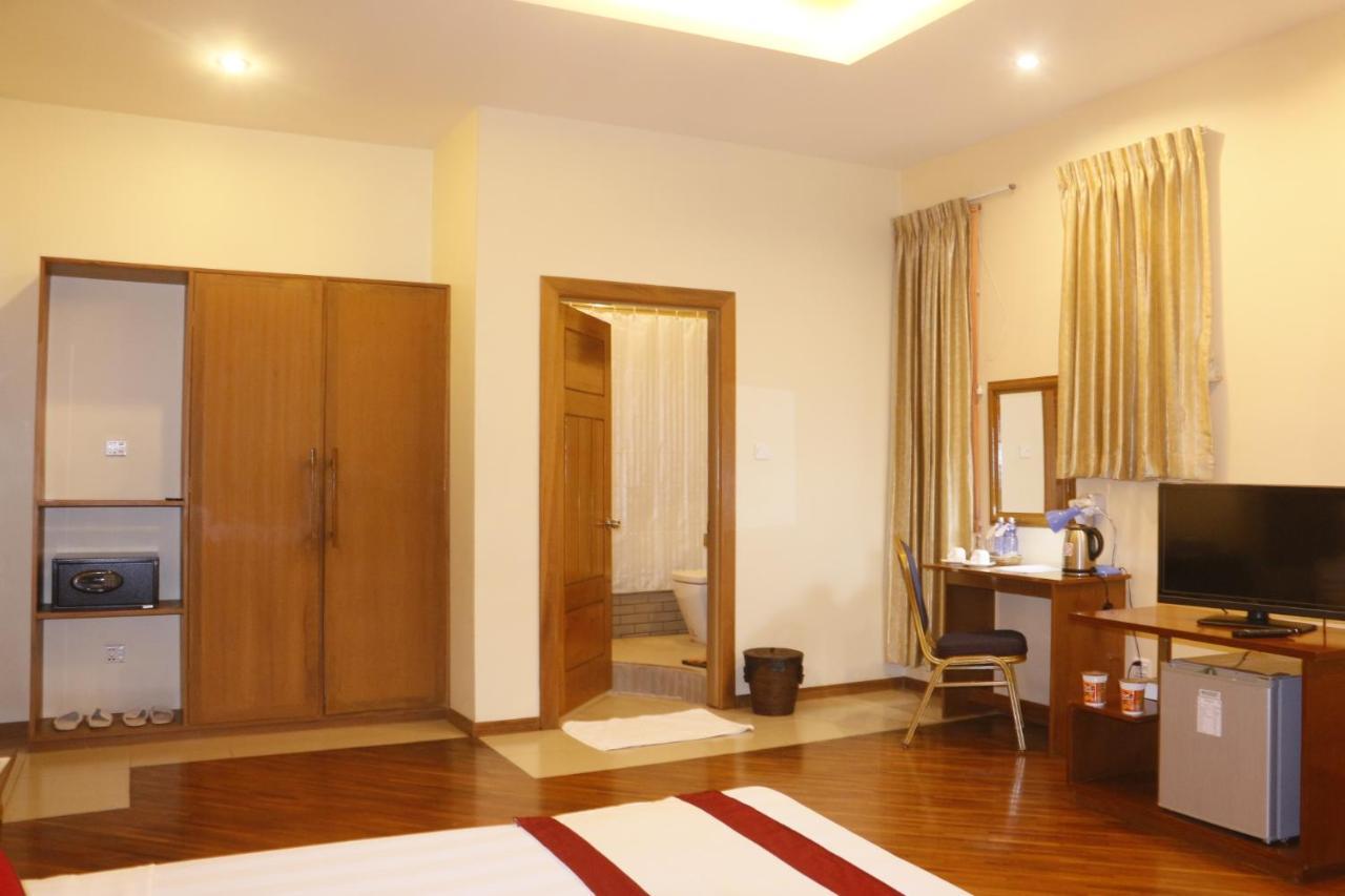 Golden Guest Hotel Dawei Exterior photo